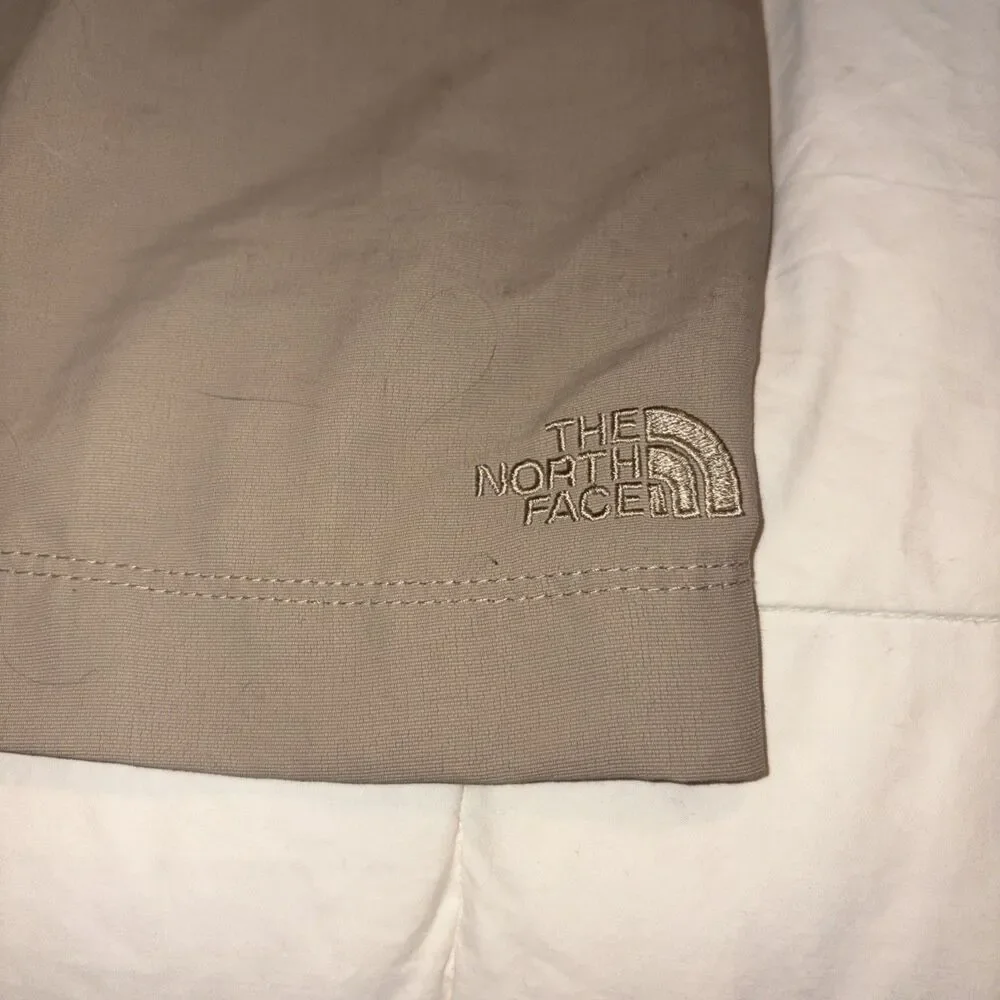 The North Face FlashDry Utility Shorts Men’s & XL T-Shirt Size 38